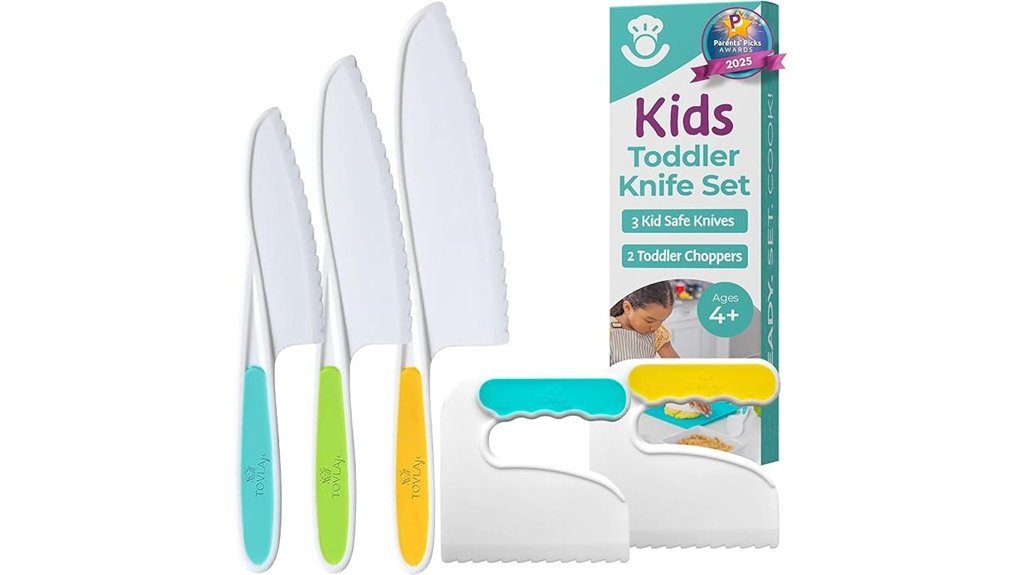 Best Toddler Knives That Make Little Chefs Safer safe montessori kids kitchen