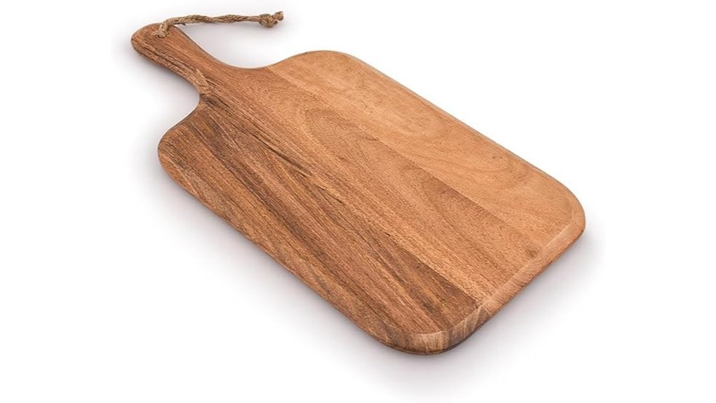 acacia wood cutting board
