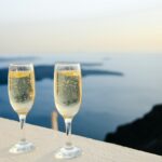 wine glasses shallow focus